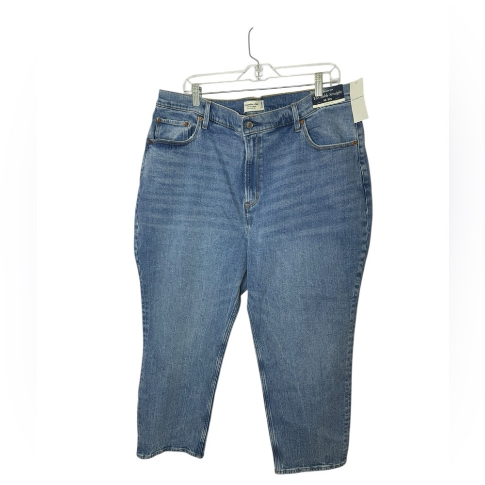 Abercrombie & fitch the ankle straight ultra high rise Jean size 36 /22 S